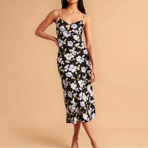 Abercrombie & Fitch Dresses & Skirts - Abercrombie Slip Midi Dress